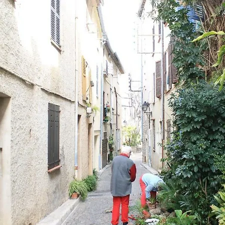 Vieille Antibes- Marche' Provencal Lägenhet